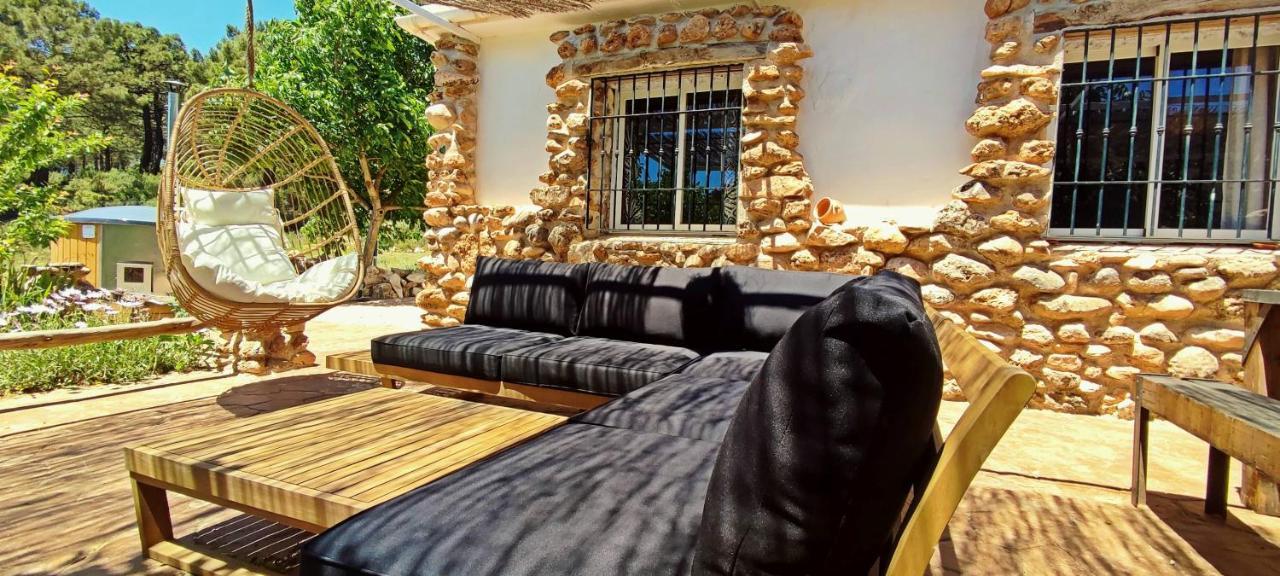 Esencia Lodge - Luxurious Off-Grid Cabin Retreat Almuñécar المظهر الخارجي الصورة