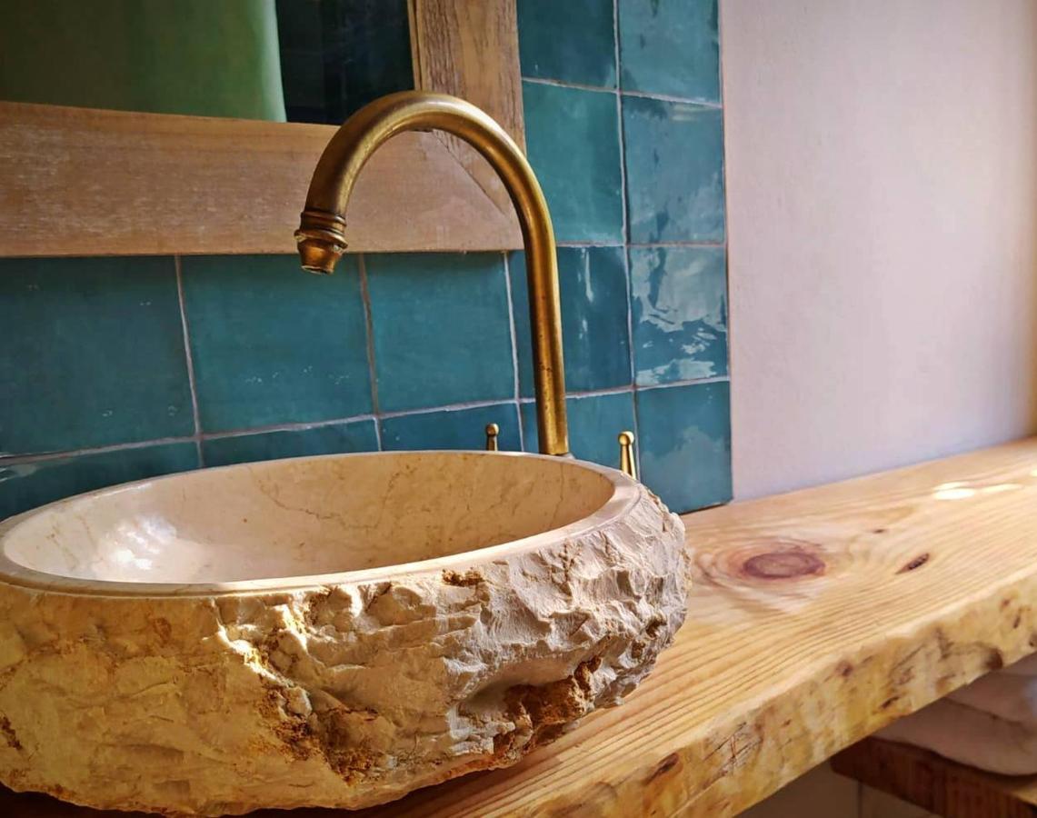 Esencia Lodge - Luxurious Off-Grid Cabin Retreat Almuñécar المظهر الخارجي الصورة